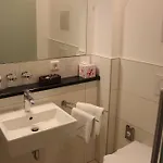 Hotel Schmales Haus