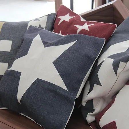 Hotel Schmales Haus 2*