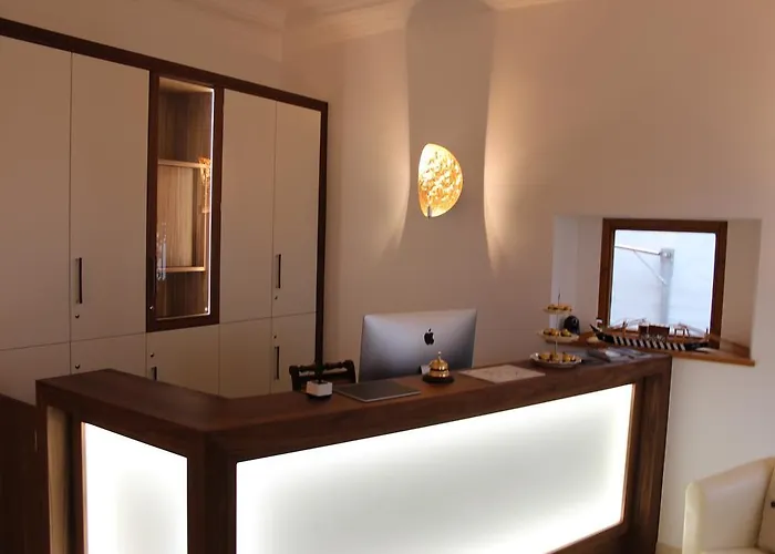 מלון Schmales Haus אולם