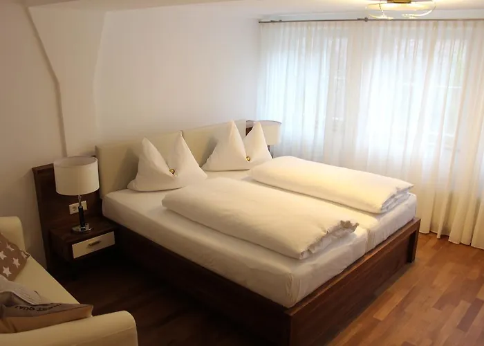 Ξενοδοχείο Schmales Haus