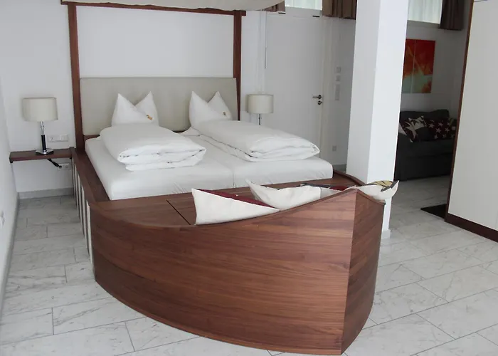 Ξενοδοχείο Schmales Haus