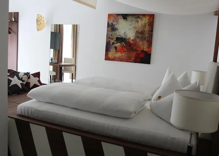 Ξενοδοχείο Schmales Haus